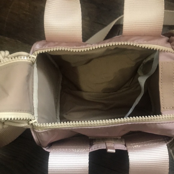 Fabletics purse - Picture 2 of 3
